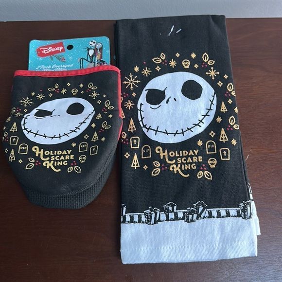 Disney The Nightmare Before Christmas kitchen towels and mitts - Picture 7 of 7